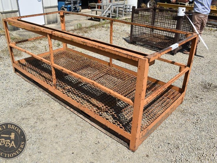 platform/basket-steel-man-basket-44073-image-2
