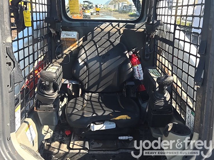 2019-bobcat-t590-image-42