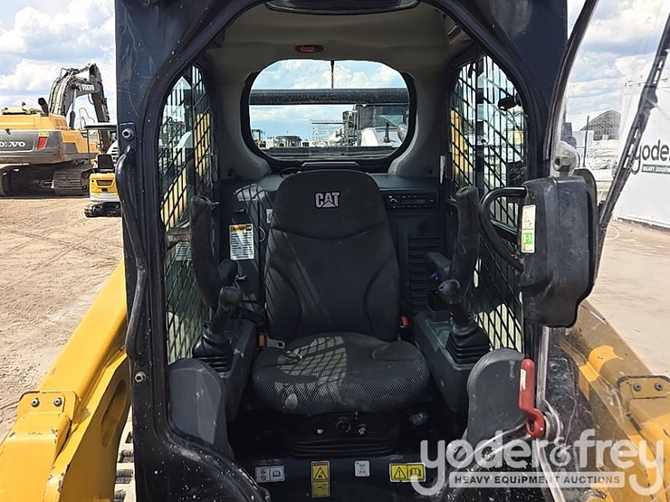 2022-caterpillar-259d3-image-50