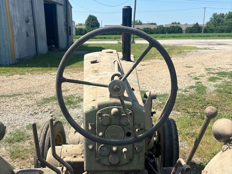 john-deere-720-image-42