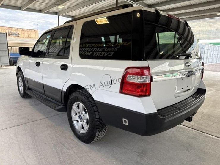 2015-ford-expedition-image-5