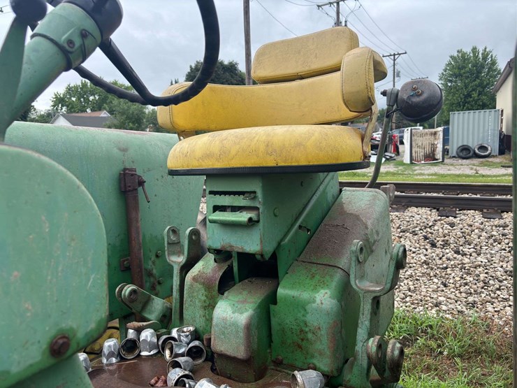 john-deere-2510-image-31