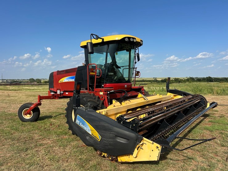 2013-new-holland-h8040-image-20