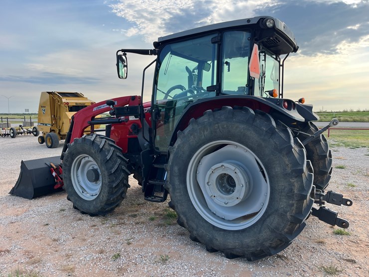 2019-massey-ferguson-6713-image-11
