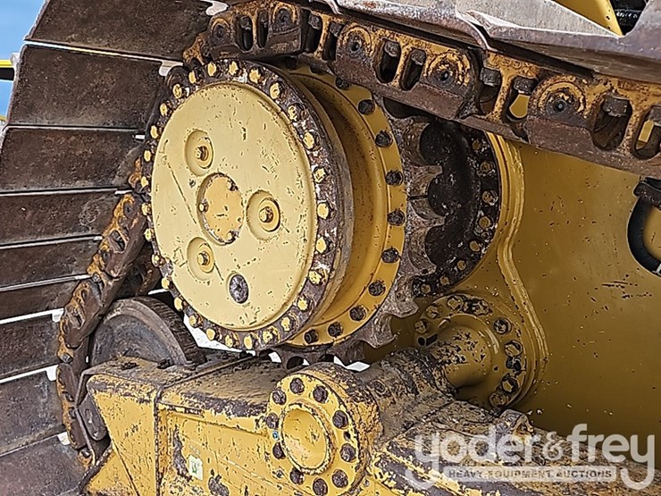 2019-caterpillar-d6n-lgp-image-18