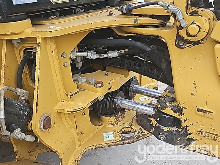 2011-caterpillar-420e-image-32