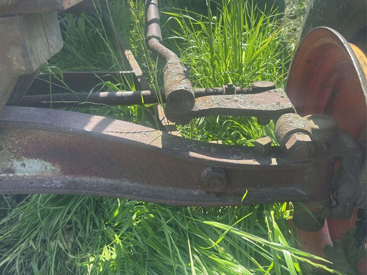 massey-ferguson-95-image-21