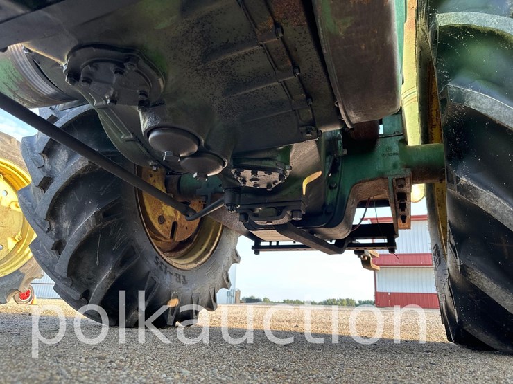 john-deere-r-image-17