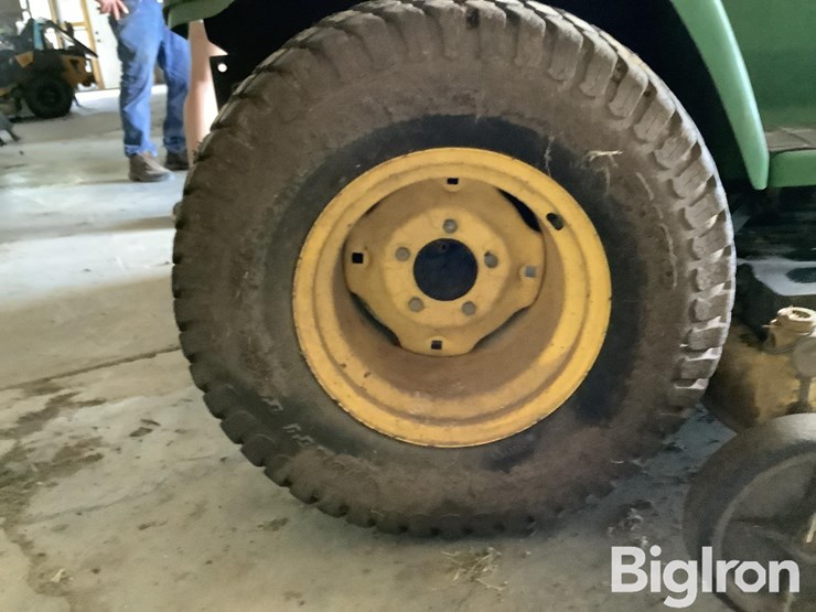 john-deere-445-image-17