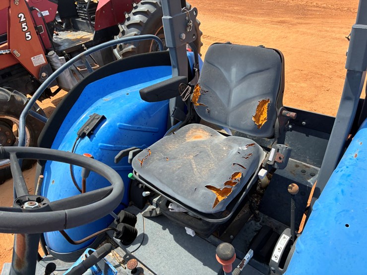 new-holland-td5050-image-11