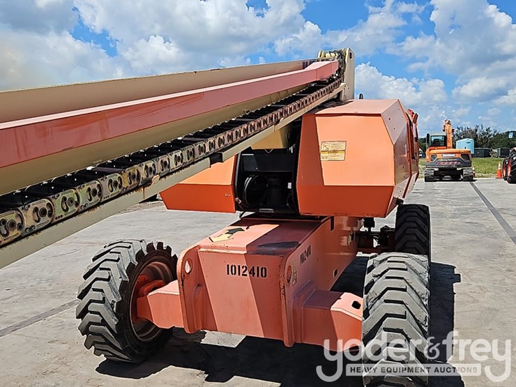 2007-jlg-800s-image-14