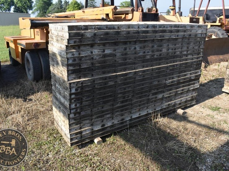 mod-u-forms-wall-forms-44026-image-1
