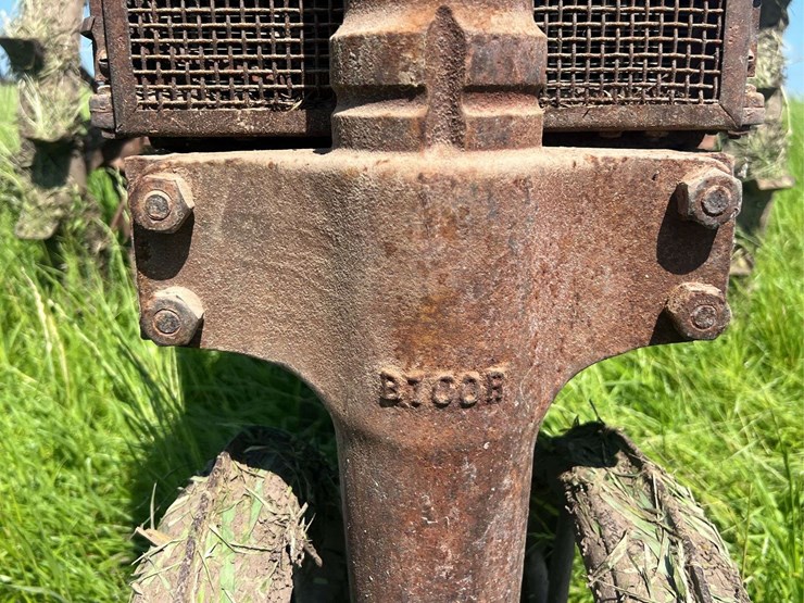 john-deere-model-b-image-15
