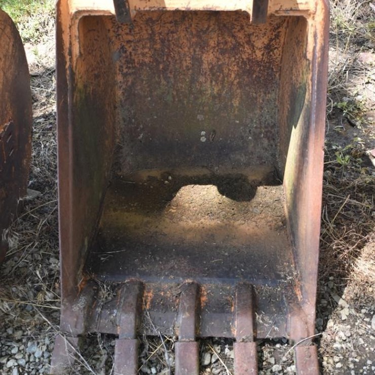 Bucket, Trenching EXCAVATOR BUCKET 44089