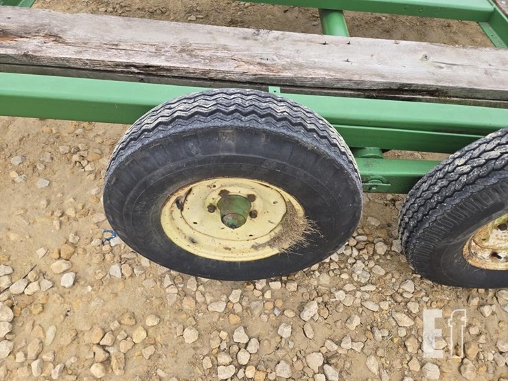 john-deere-28-image-10