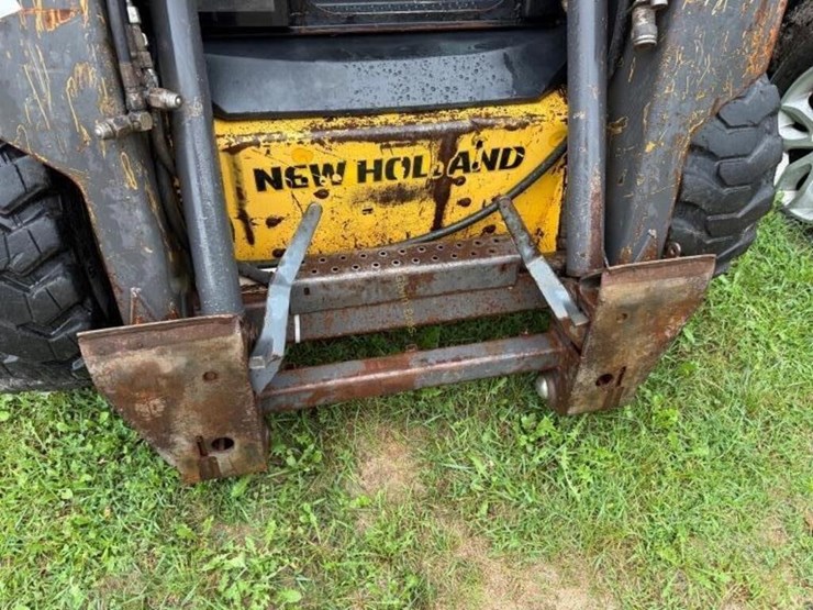 2008-new-holland-l170-image-8