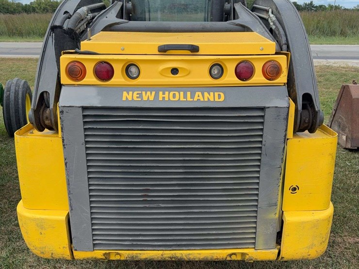 2021-new-holland-c345-image-8