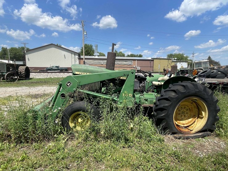 john-deere-2030-image-1