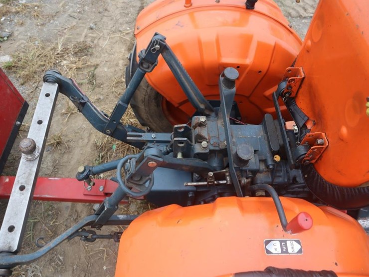 kubota-b7100-image-16