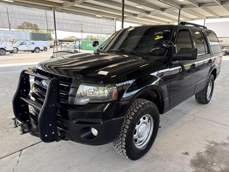 2016-ford-expedition-image-4