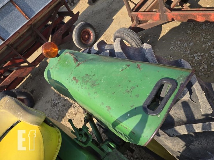 john-deere-4010-image-19