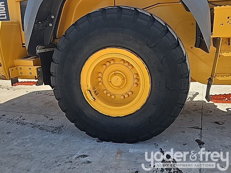 2018-volvo-l110h-image-17