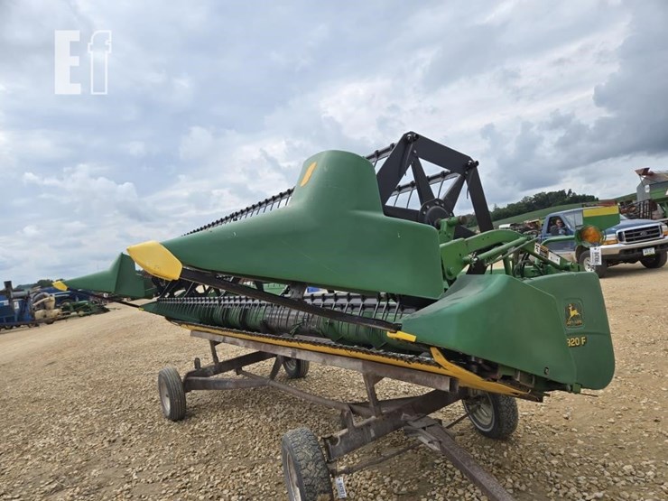 john-deere-920f-image-1
