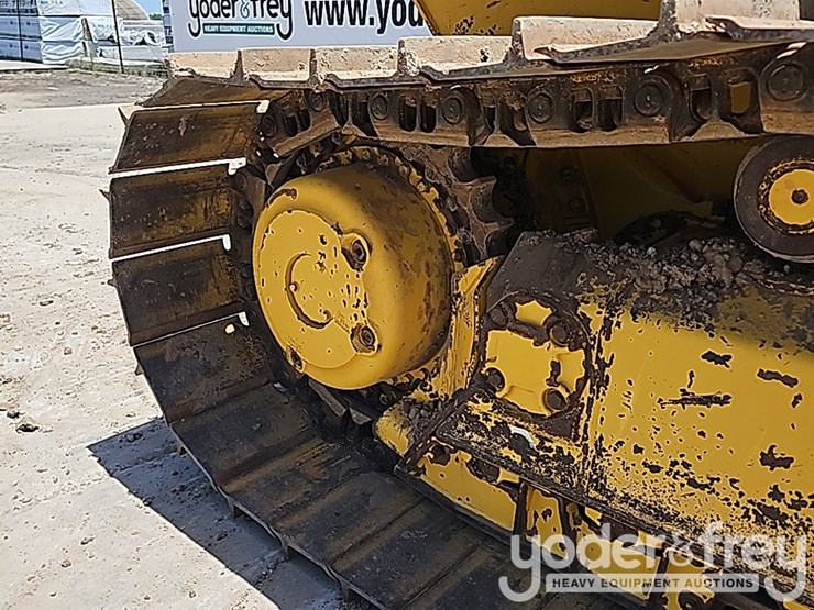 2021-komatsu-d65px-18-image-17