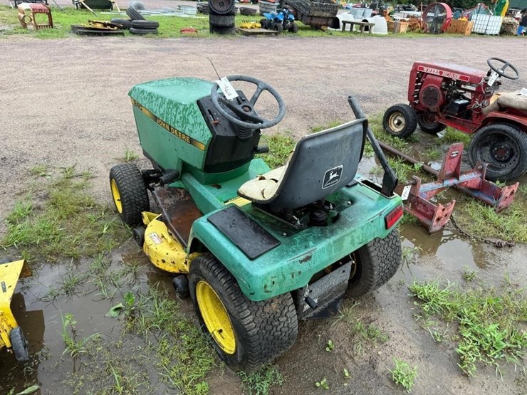 john-deere-240-image-5