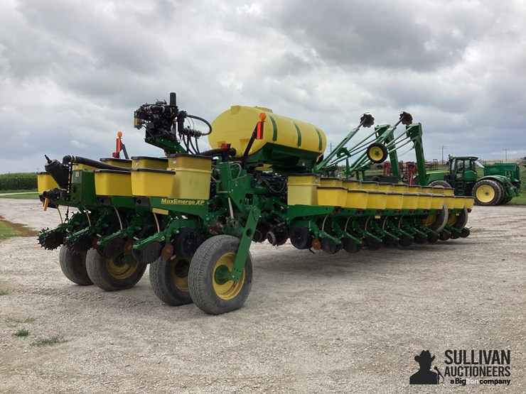 2009-john-deere-1770nt-image-5