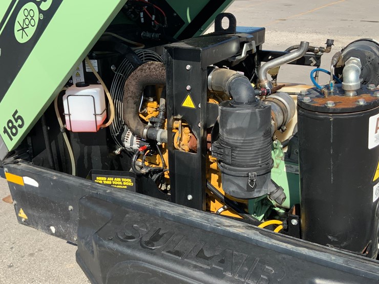 sullair-185f-portable-air-compressor-image-15
