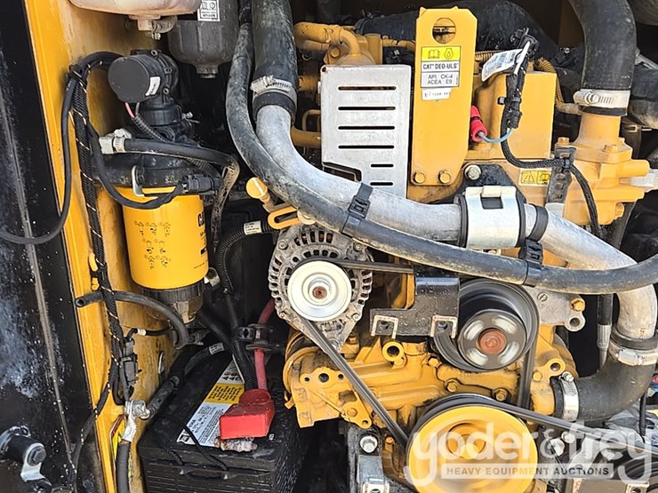 2022-caterpillar-259d3-image-49