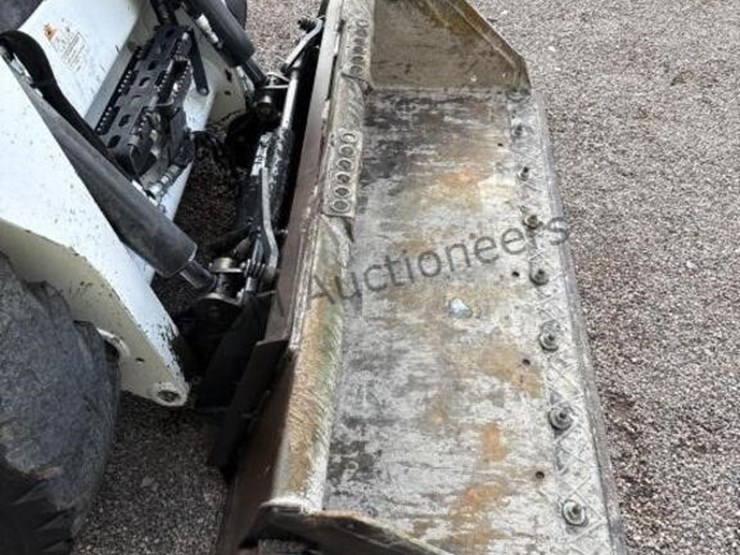 2018-bobcat-s590-image-15