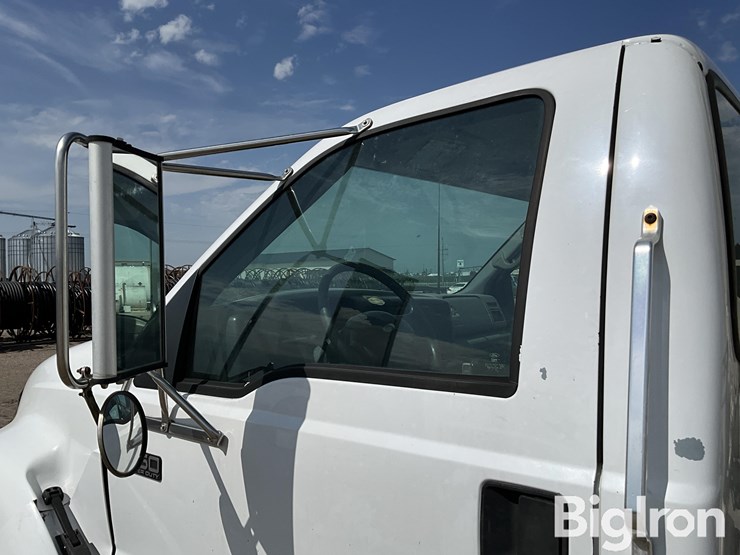 2006-ford-f750-image-13
