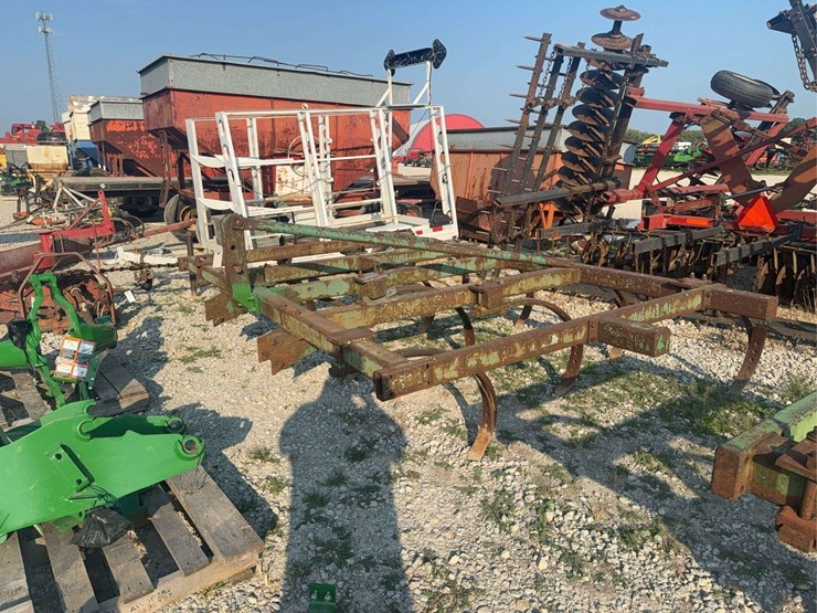 john-deere-1610-image-2