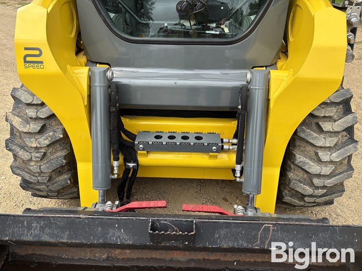 2024-wacker-neuson-sw21-skid-steer-image-10