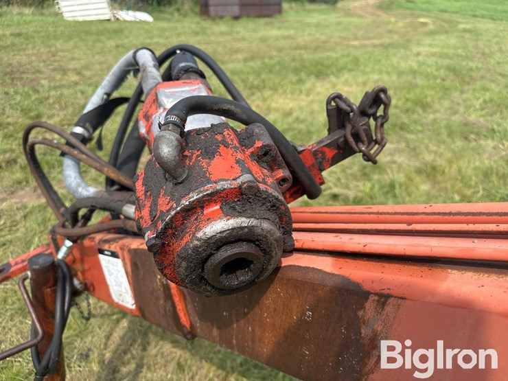 hesston-1014-image-12
