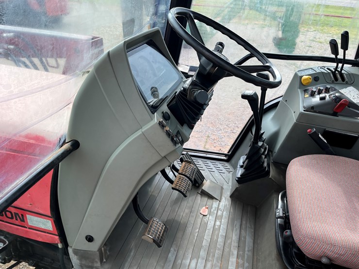 massey-ferguson-6180-image-16