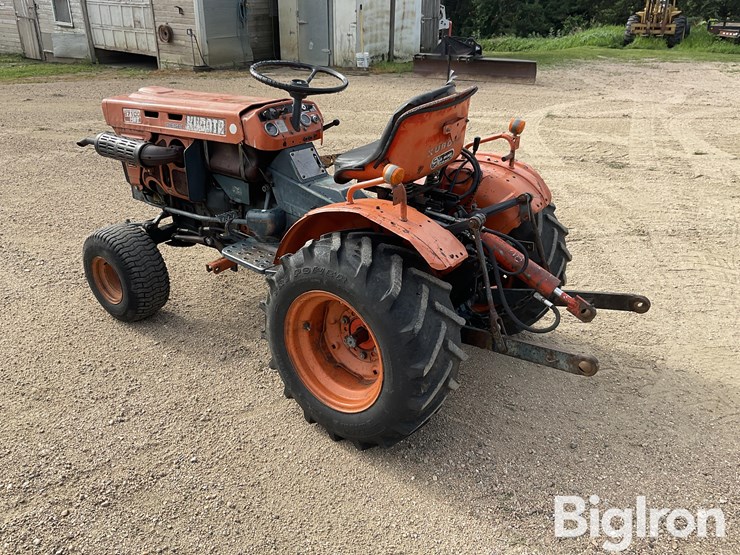 1976-kubota-b7100-image-7