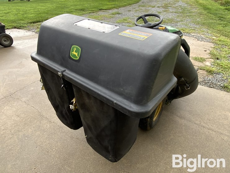 2015-john-deere-d110-image-14