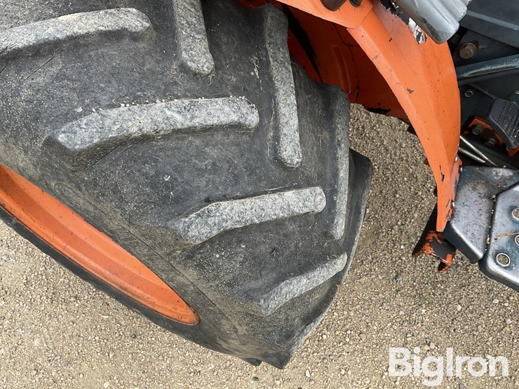 1976-kubota-b7100-image-20