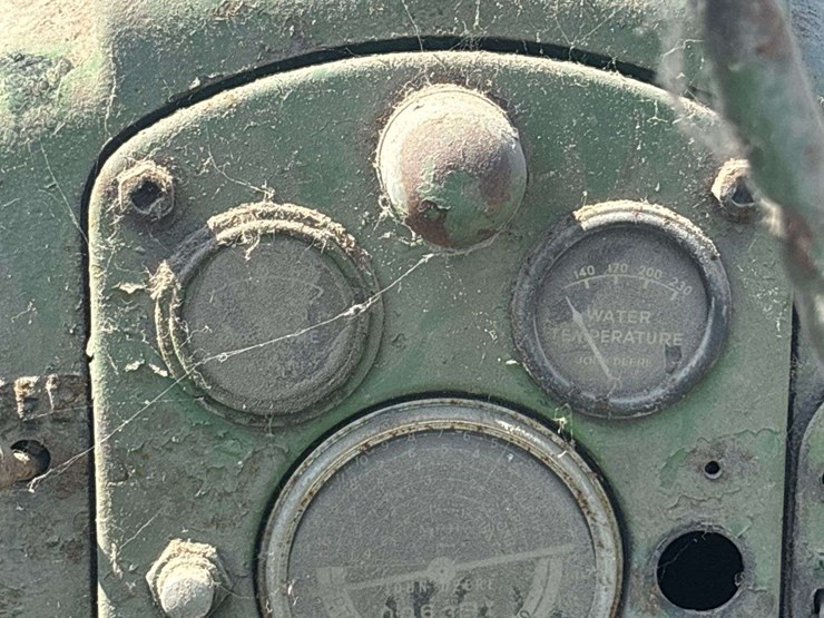 john-deere-720-image-43