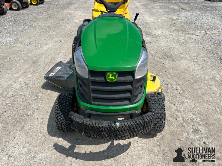 john-deere-d130-image-16