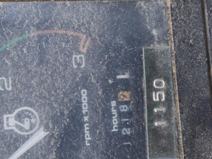 1997-case-580sl-image-26