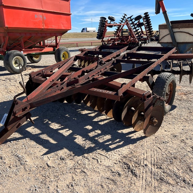 INTERNATIONAL 370