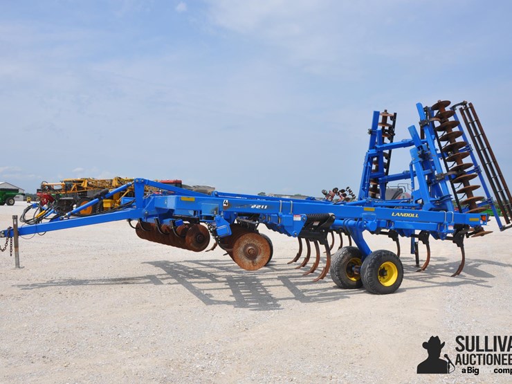 2012-landoll-2211-15-image-1