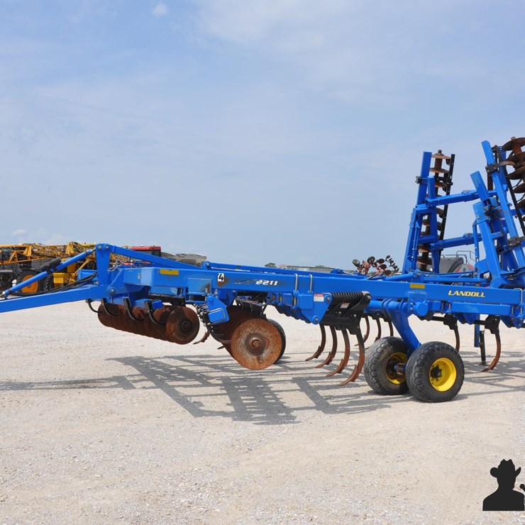 2012 LANDOLL 2211-15
