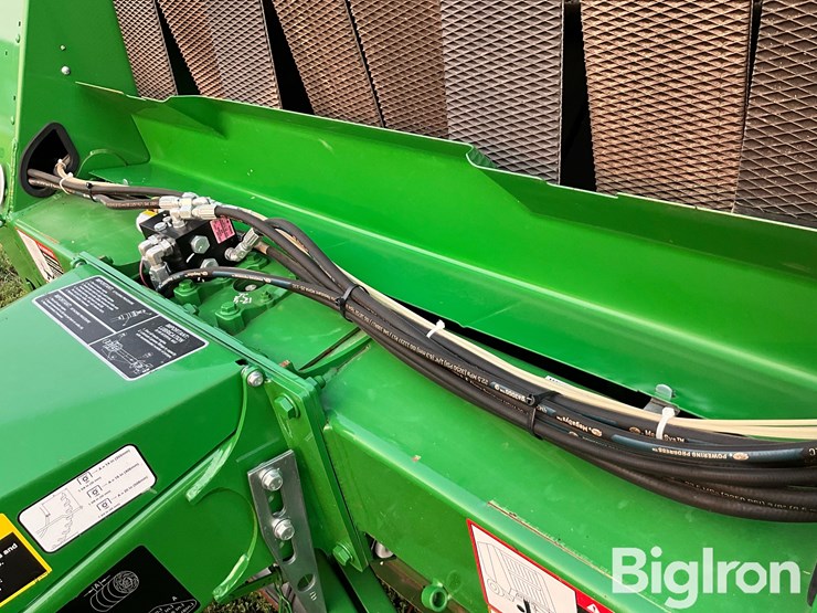 2021-john-deere-560r-image-19