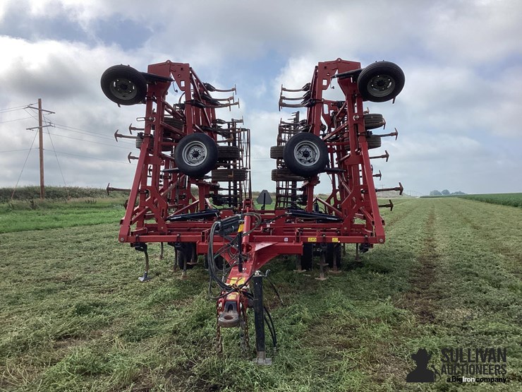 2017-case-ih-255-image-2