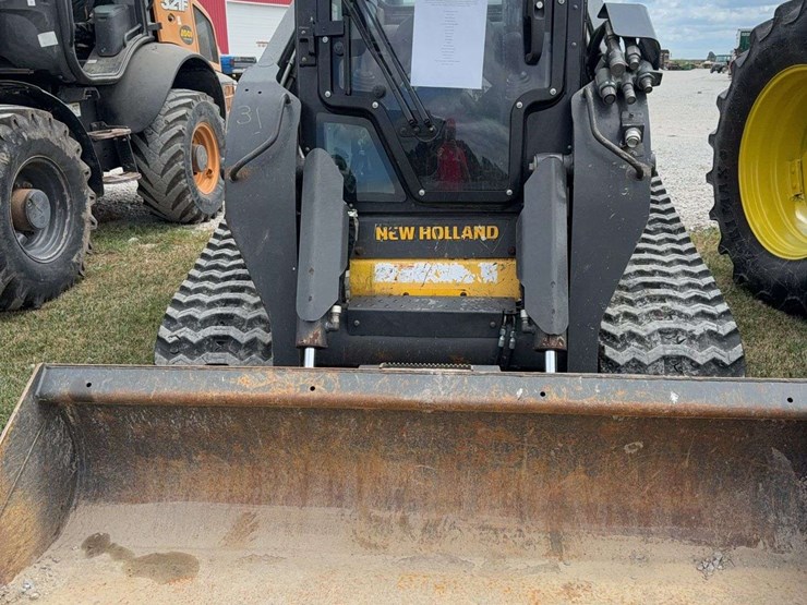 2021-new-holland-c345-image-3
